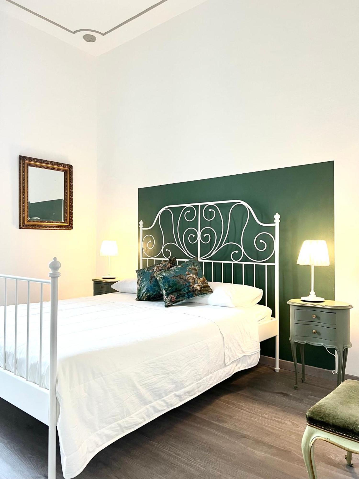 Comecasa Near Piazza Vittorio 2 Bedrooms Torino Kültér fotó